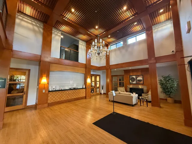 $227,500 | 13560 Technology Dr., Unit 1218, Eden Prairie, MN 55344