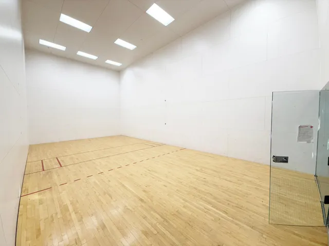 $227,500 | 13560 Technology Dr., Unit 1218, Eden Prairie, MN 55344