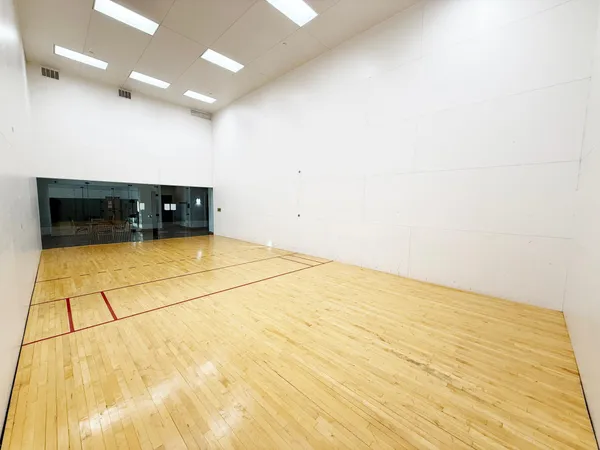 $227,500 | 13560 Technology Dr., Unit 1218, Eden Prairie, MN 55344