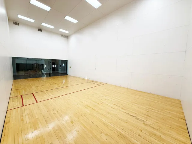 $227,500 | 13560 Technology Dr., Unit 1218, Eden Prairie, MN 55344