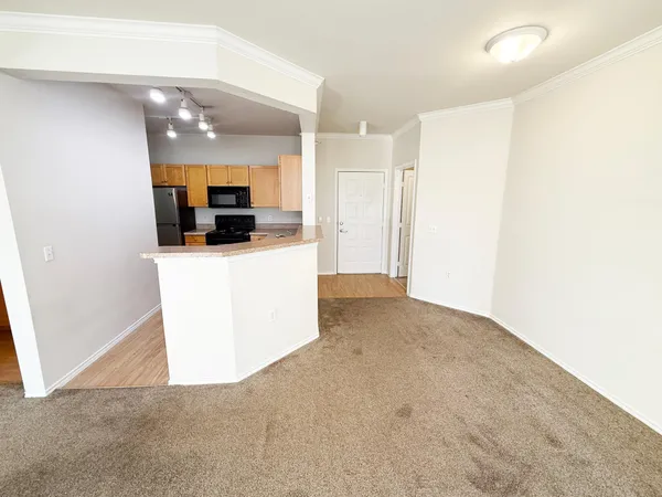 $227,500 | 13560 Technology Dr., Unit 1218, Eden Prairie, MN 55344