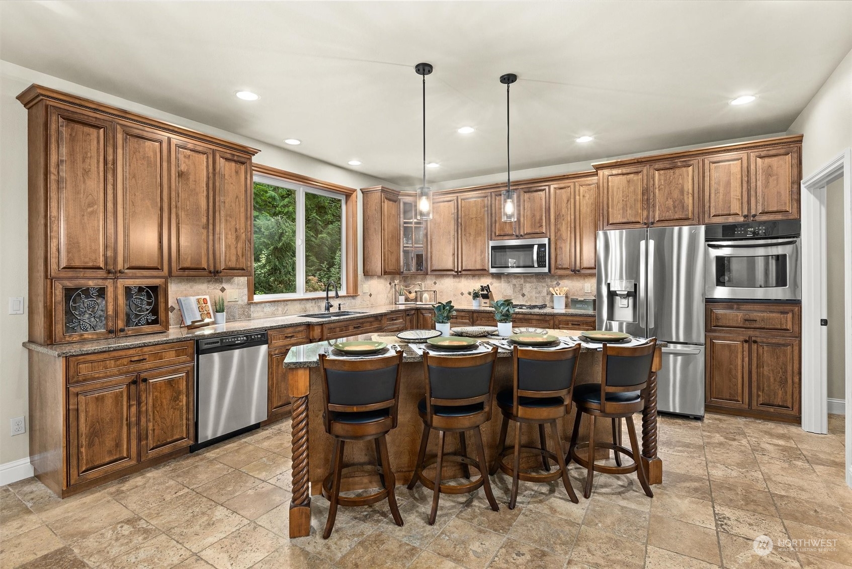 20704 Mero Road Snohomish, WA 98290 - Photo 5 of 36 Gallery Image 5