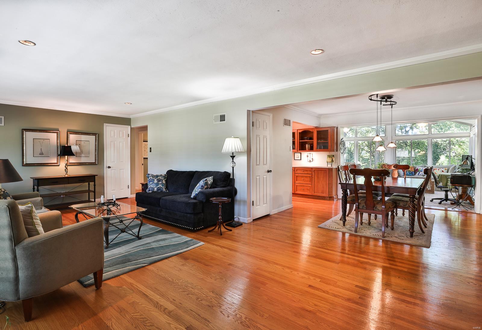 5006 East Concord Road St. Louis, MO 63128 - Photo 4 of 35 Gallery Image 4