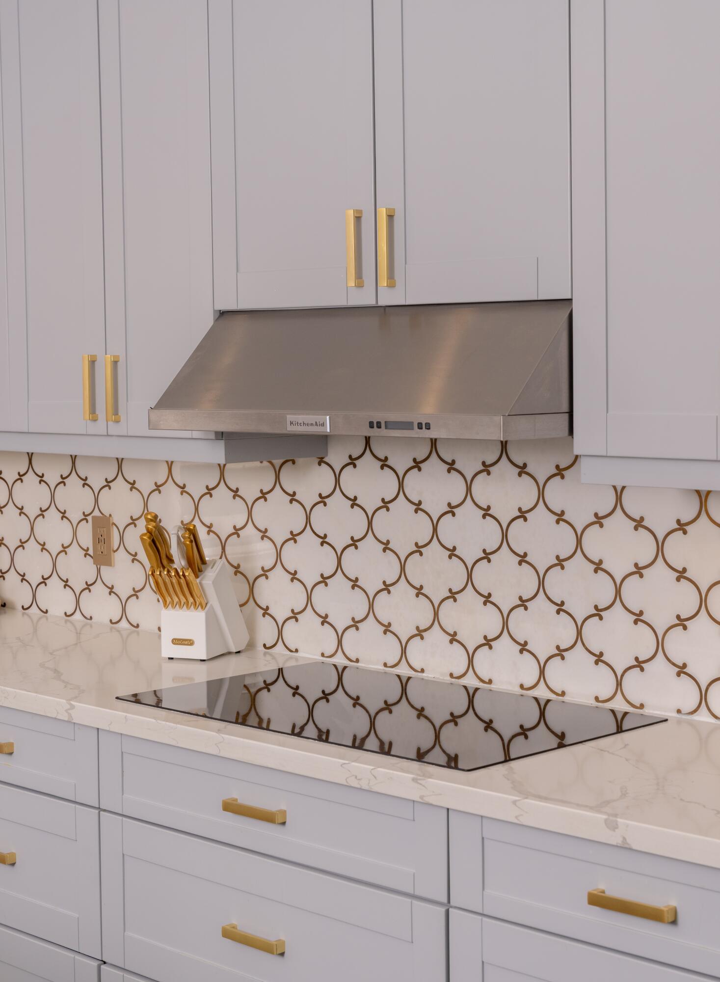 475 Bahia Honda Road Key Largo, FL 33037 - Photo 116 of 134 a view of a sink and cabinets