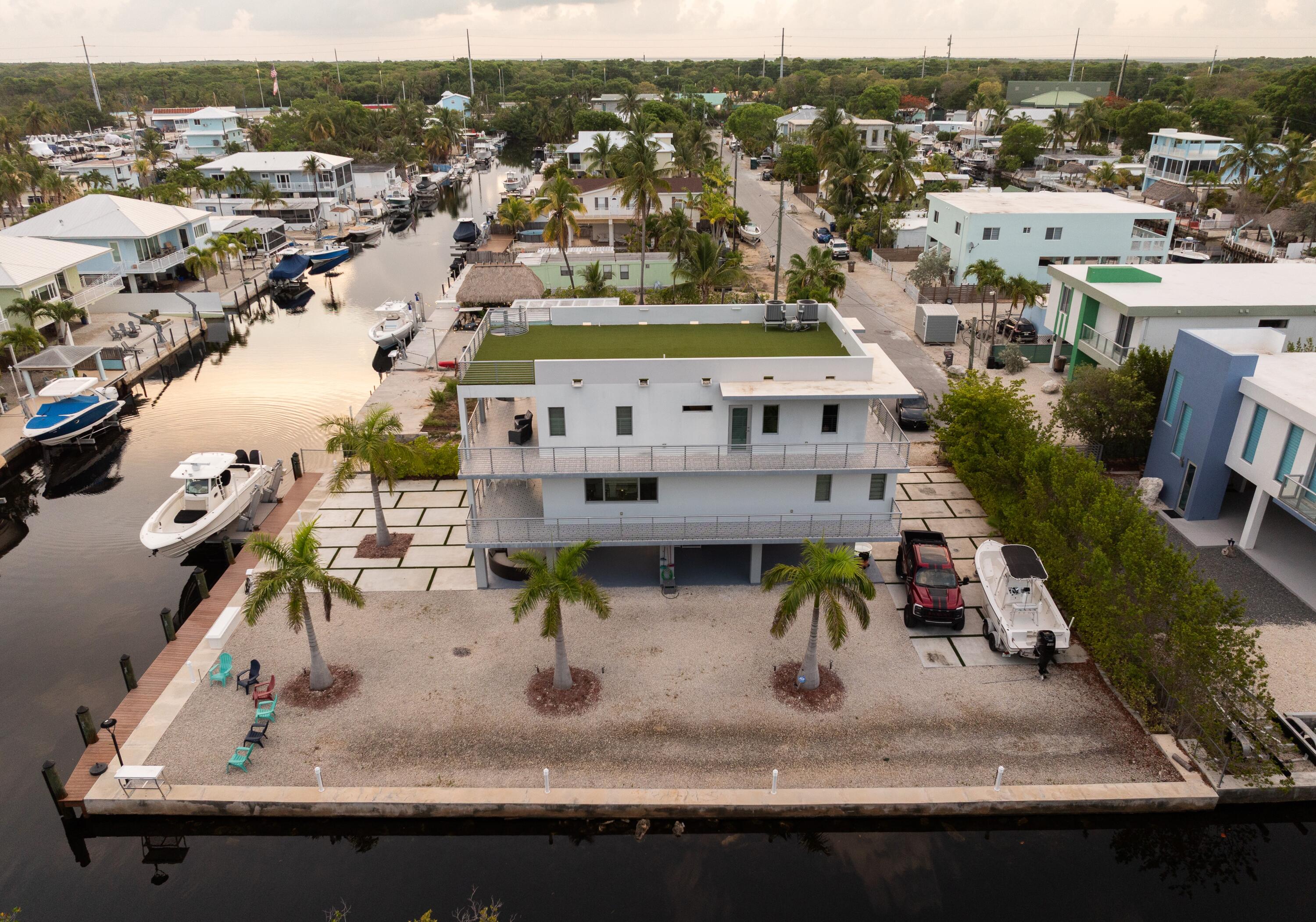 475 Bahia Honda Road Key Largo, FL 33037 - Photo 4 of 134 DJI_20250601064936_0049_D