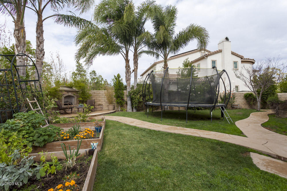 6807 Blue Ridge Way Moorpark, CA 93021 - Photo 46 of 65 BlueRidge_Low-42