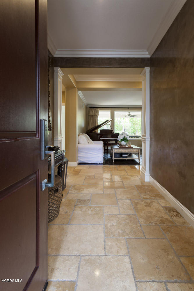 6807 Blue Ridge Way Moorpark, CA 93021 - Photo 6 of 65 BlueRidge_Low-4