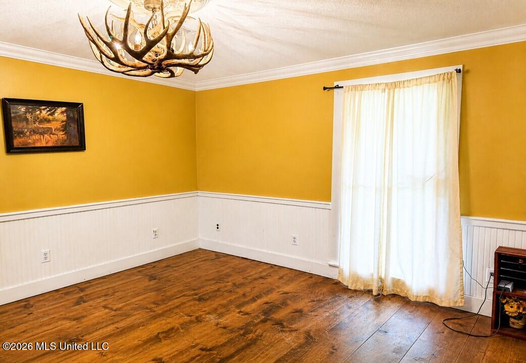 1077 Cleveland Street Hazlehurst, MS 39083 - Photo 3 of 14 Picture85