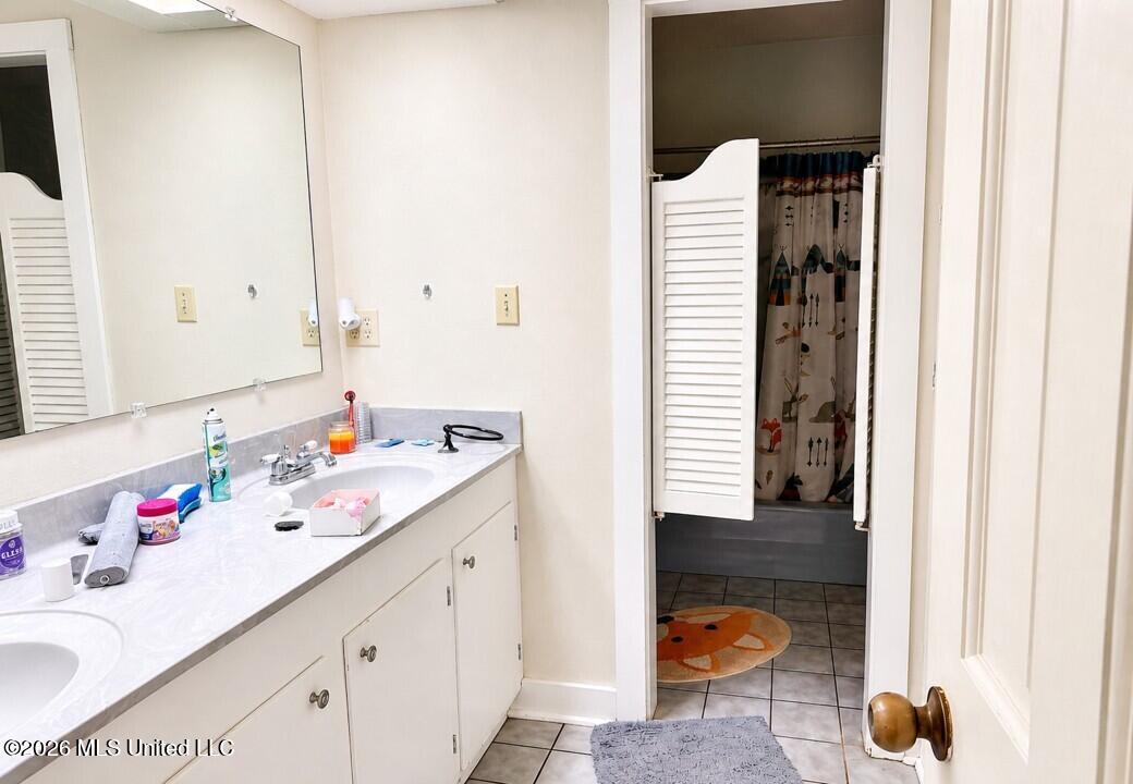 1077 Cleveland Street Hazlehurst, MS 39083 - Photo 10 of 14 Picture94