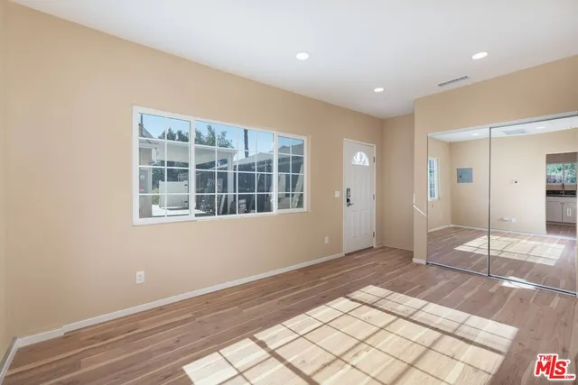 $2,250 | 12015 Califa Street, Valley Village, CA 91607