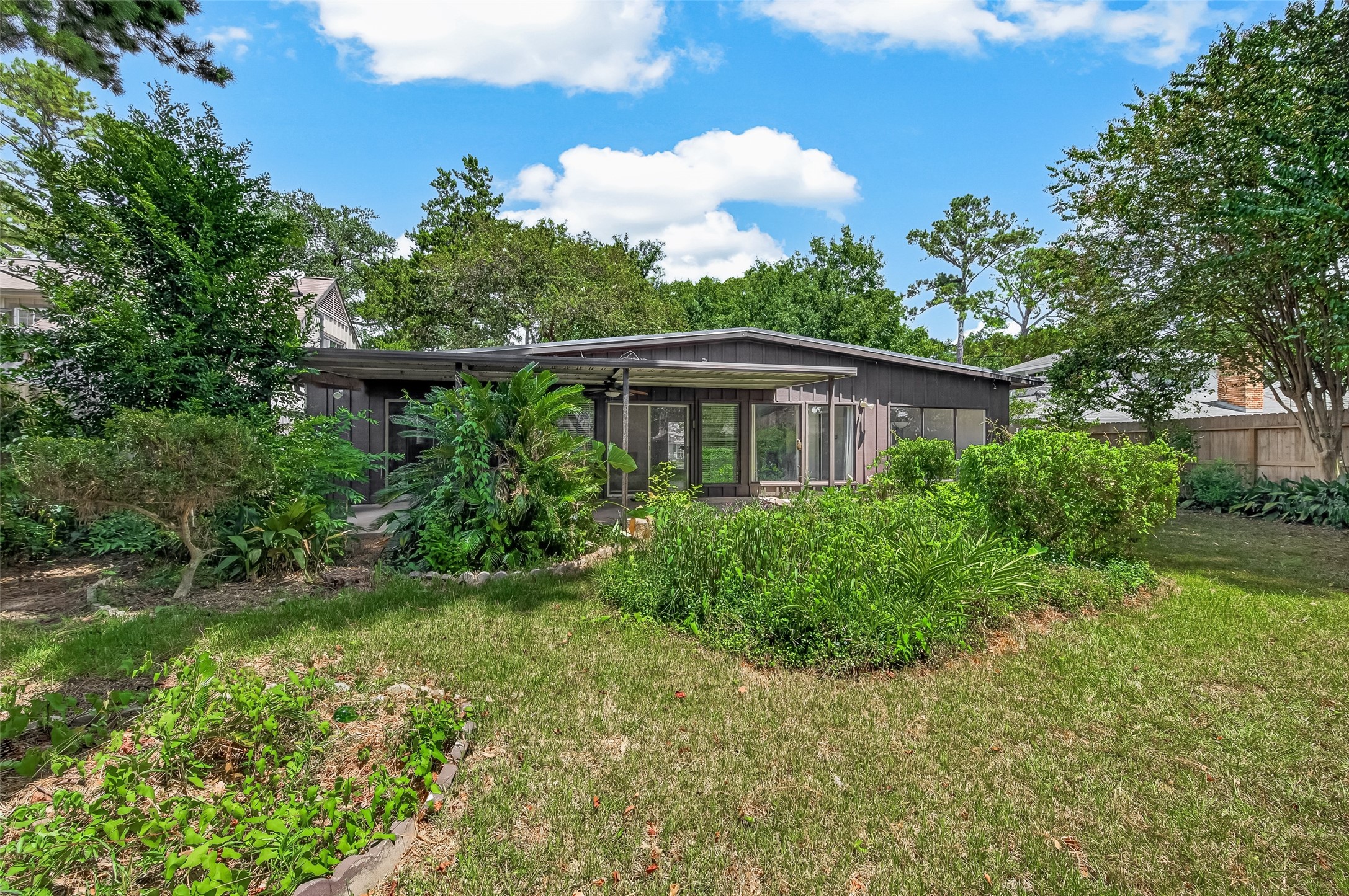 10039 Warwana Road Houston, TX 77080 - Photo 36 of 37 Gallery Image 36
