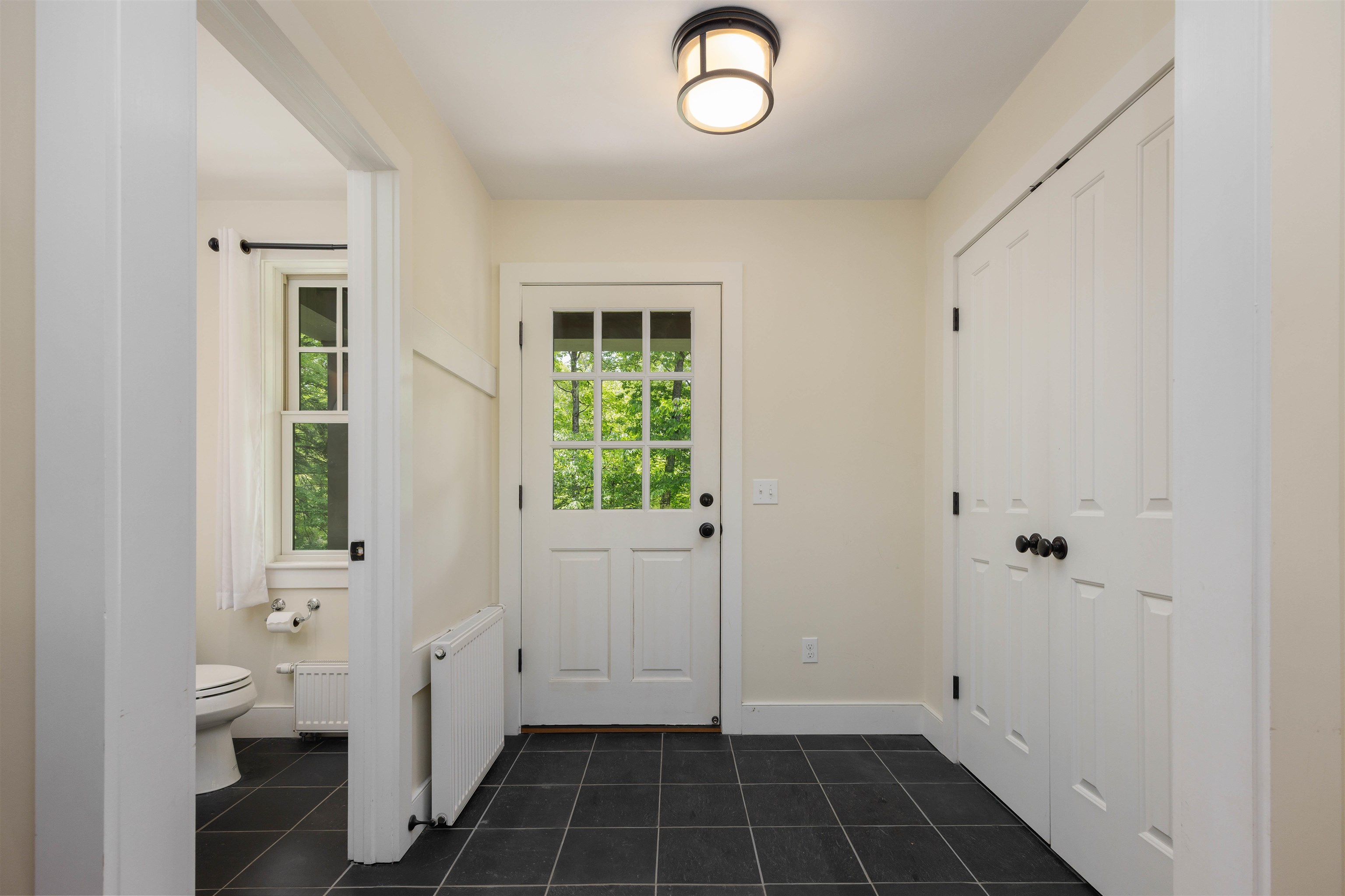 63 Royal Tyler Road Hartford, VT 05059 - Photo 16 of 39