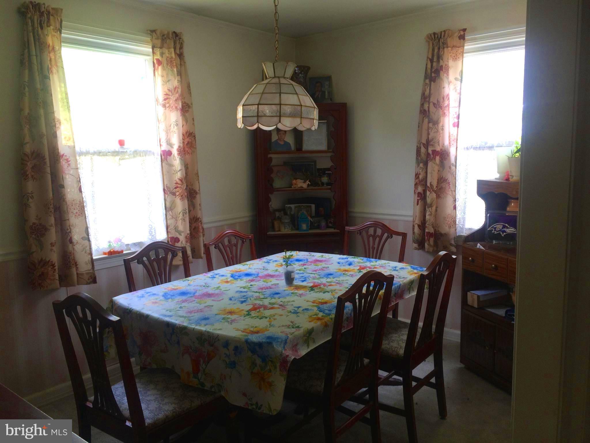 8717 Oakleigh Road Baltimore, MD 21234 - Photo 8 of 17 Dining Room
