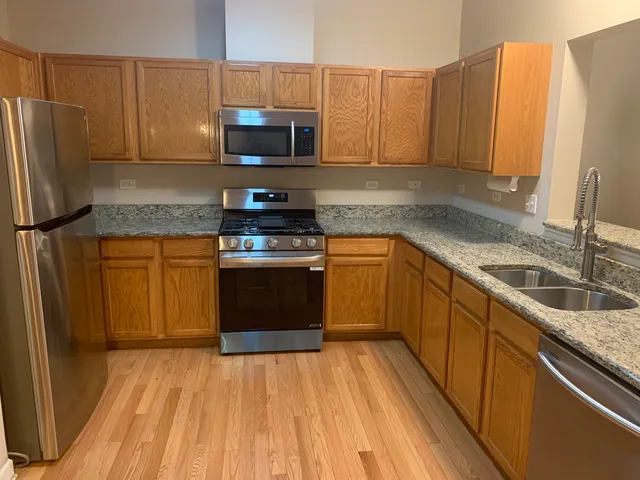 $2,500 | 1777 Concord Drive, Glendale Heights, IL 60139