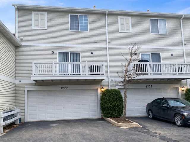 $2,500 | 1777 Concord Drive, Glendale Heights, IL 60139