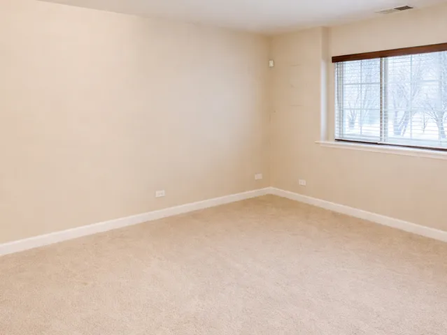 $2,500 | 1777 Concord Drive, Glendale Heights, IL 60139