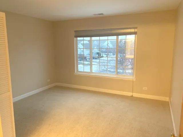 $2,500 | 1777 Concord Drive, Glendale Heights, IL 60139