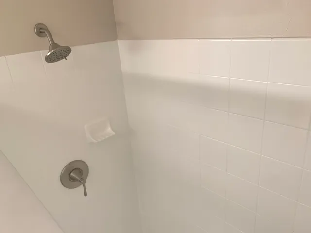 $2,500 | 1777 Concord Drive, Glendale Heights, IL 60139