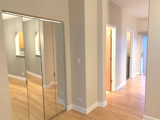 $2,500 | 1777 Concord Drive, Glendale Heights, IL 60139