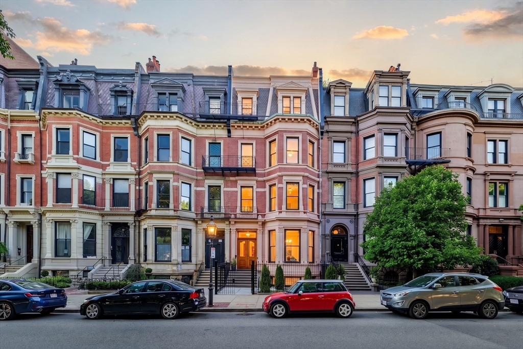 57 Commonwealth Avenue Boston, MA 02116 - Photo 2 of 40