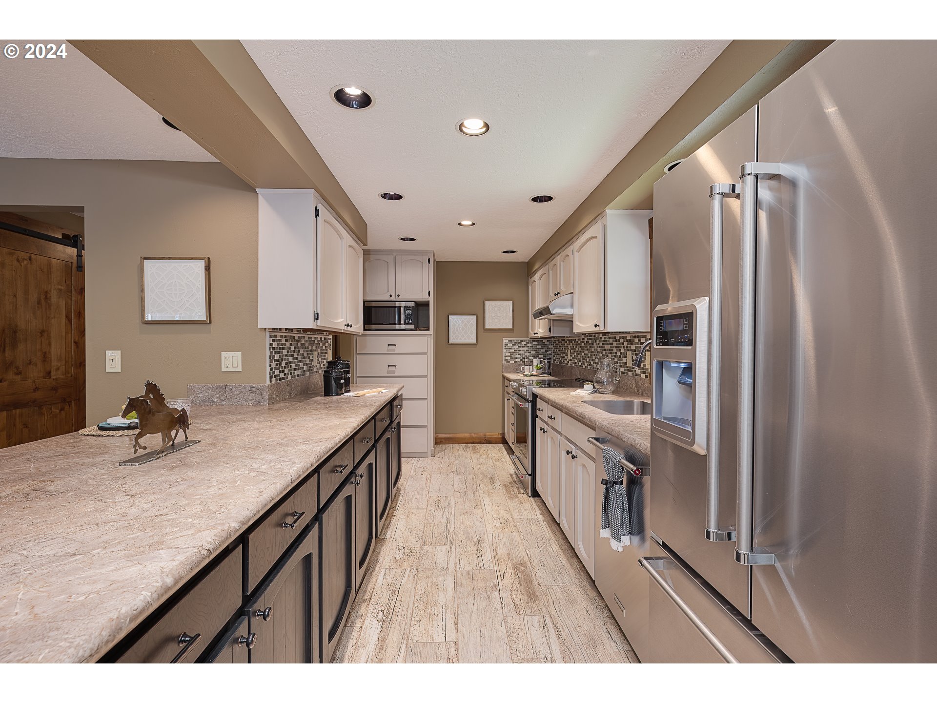 23501 South Fellows Road Beavercreek, OR 97004 - Photo 11 of 45 Gallery Image 11