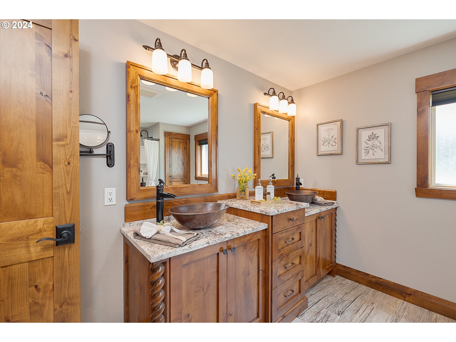 23501 South Fellows Road Beavercreek, OR 97004 - Photo 16 of 45 Gallery Image 16