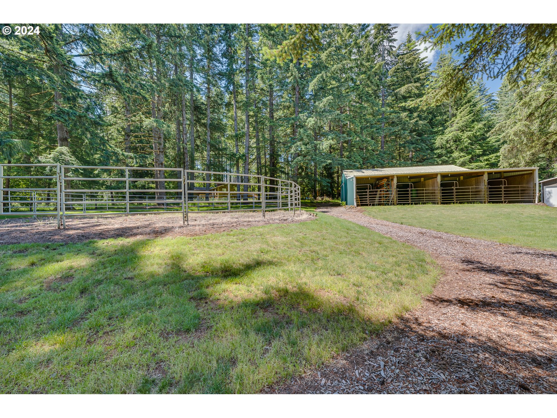 23501 South Fellows Road Beavercreek, OR 97004 - Photo 36 of 45 Gallery Image 36