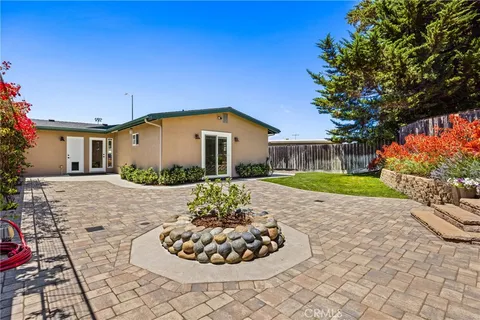 $775,000 | 421 Golden W Place, Arroyo Grande, CA 93420