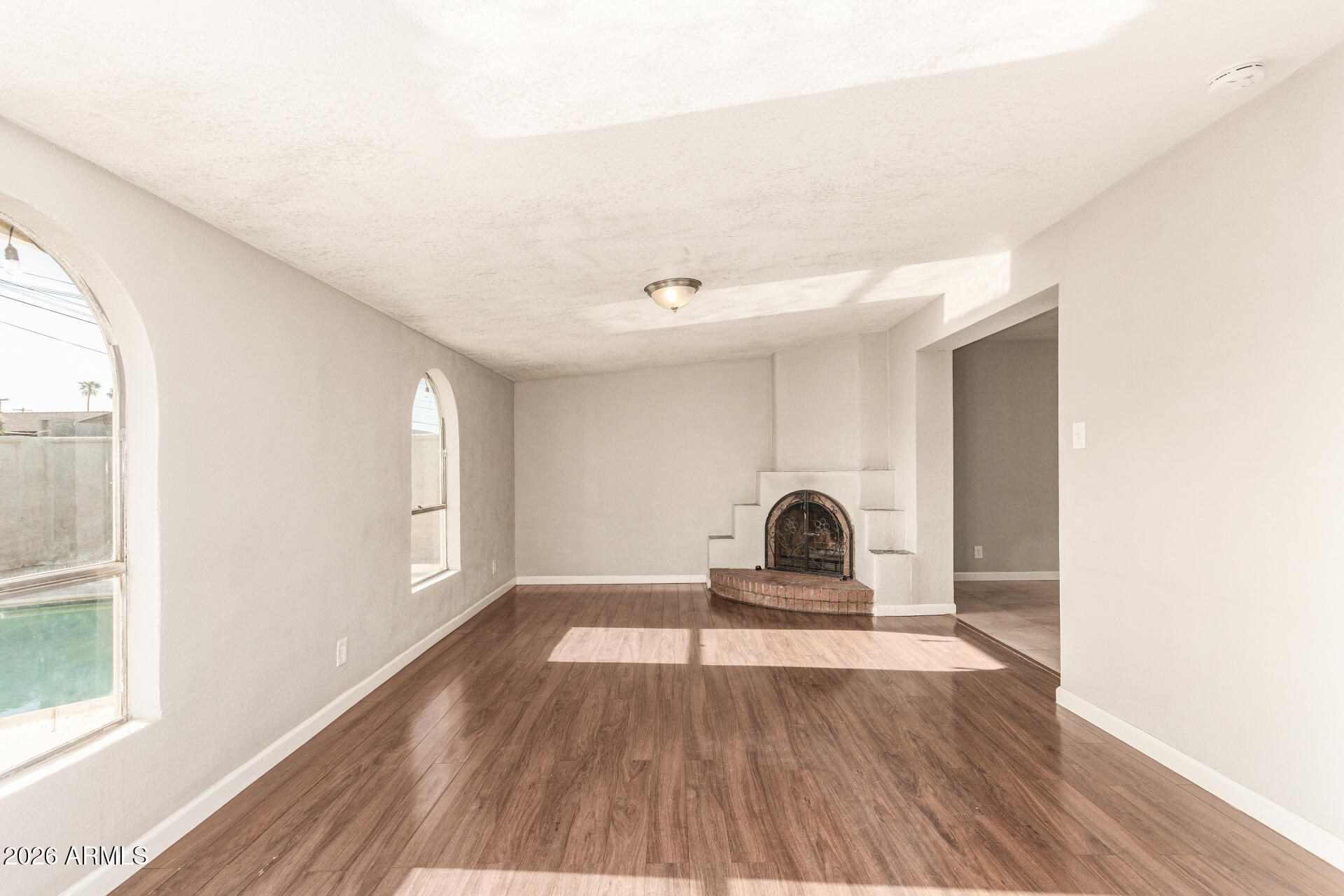 1708 North Daffodil Street Tempe, AZ 85288 - Photo 11 of 34 a living room with a window