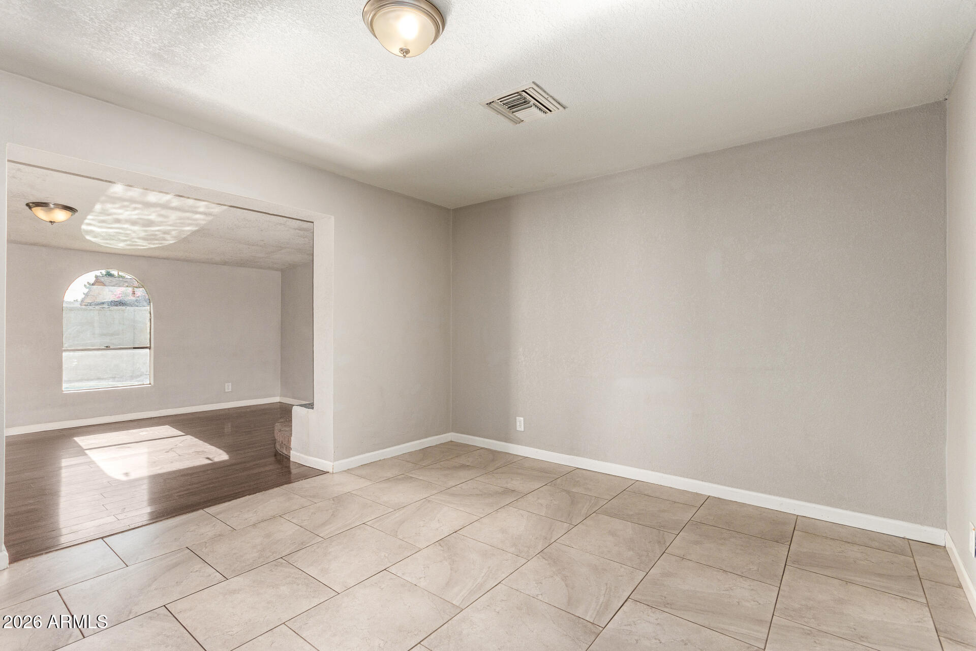 1708 North Daffodil Street Tempe, AZ 85288 - Photo 8 of 34 a view of empty room