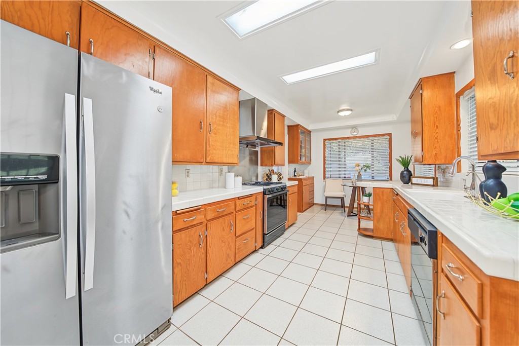 12105 Rideout Place Whittier, CA 90601 - Photo 19 of 71 Gallery Image 19