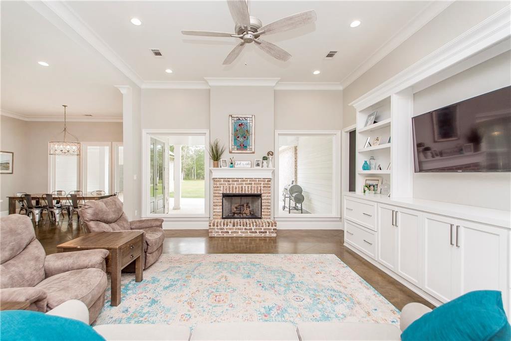 14036 West Hoffman Road Hammond, LA 70403 - Photo 5 of 40 Gallery Image 5