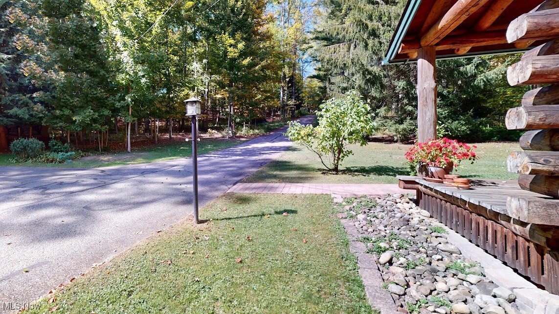 9471 Sherman Road Chesterland, OH 44026 - Photo 6 of 40 View of private driveway to the street