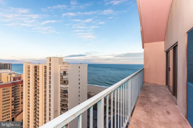 $500,000 | 11000 Coastal Highway, Unit 2004, Ocean City, MD 21842