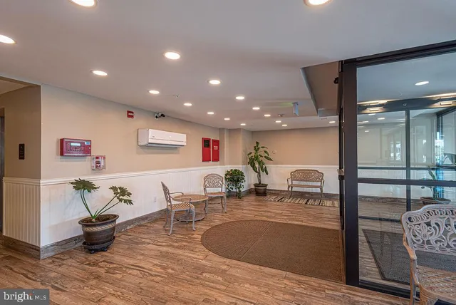 $500,000 | 11000 Coastal Highway, Unit 2004, Ocean City, MD 21842