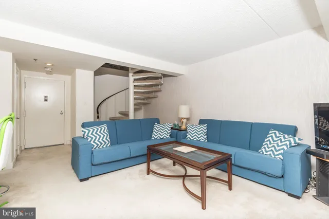 $500,000 | 11000 Coastal Highway, Unit 2004, Ocean City, MD 21842