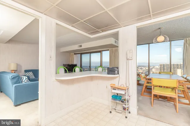 $500,000 | 11000 Coastal Highway, Unit 2004, Ocean City, MD 21842