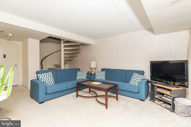 $500,000 | 11000 Coastal Highway, Unit 2004, Ocean City, MD 21842