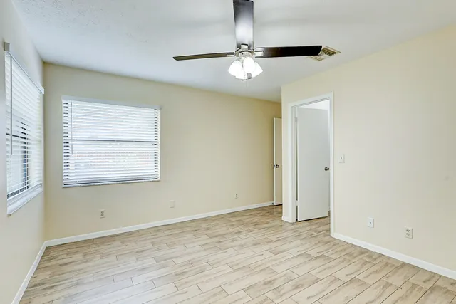 $2,000 | 2906 Southwest Port St Lucie Boulevard, Port St. Lucie, FL 34953