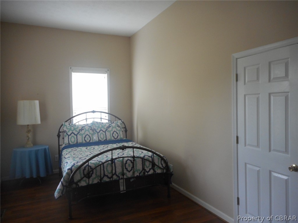 808 Remo Road Heathsville, VA 22473 - Photo 17 of 19 Bedroom #2 on first floor. vey good size and walk in closet.