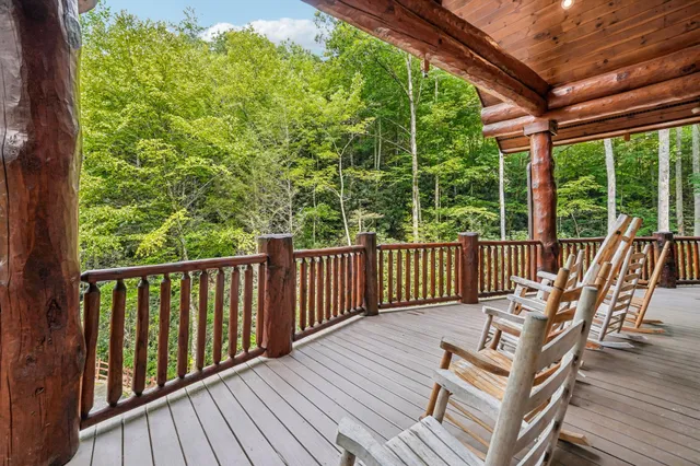 $1,500,000 | 641 Pinnacle Vista Road, Gatlinburg, TN 37738