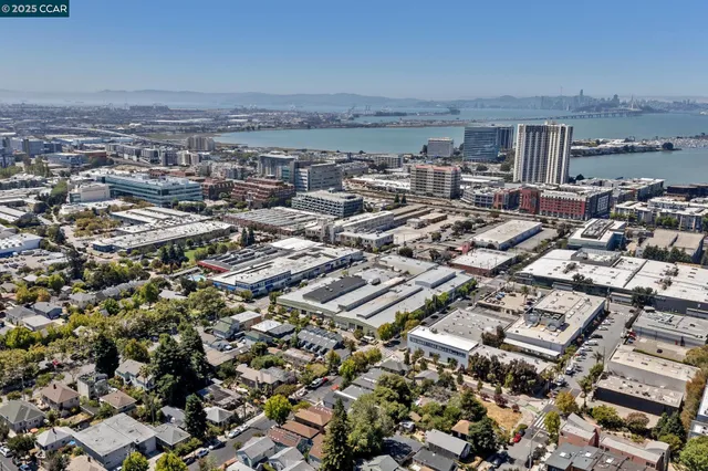 $1,299,000 | 1270 A 64th Street, Emeryville, CA 94608