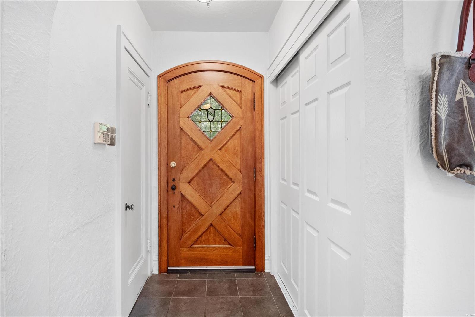49 Ridgemoor Drive Clayton, MO 63105 - Photo 2 of 34