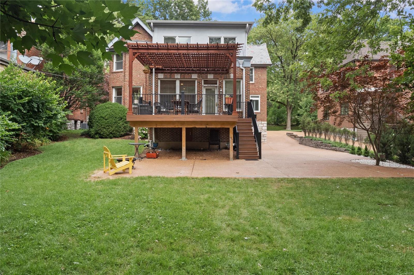 49 Ridgemoor Drive Clayton, MO 63105 - Photo 32 of 34