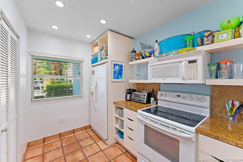 3901 Southeast St Lucie Boulevard, Unit 28 Stuart, FL 34997 - Photo 11 of 34