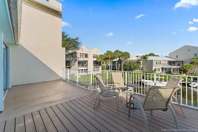 $3,500 | 3901 Southeast St Lucie Boulevard, Unit 28, Stuart, FL 34997