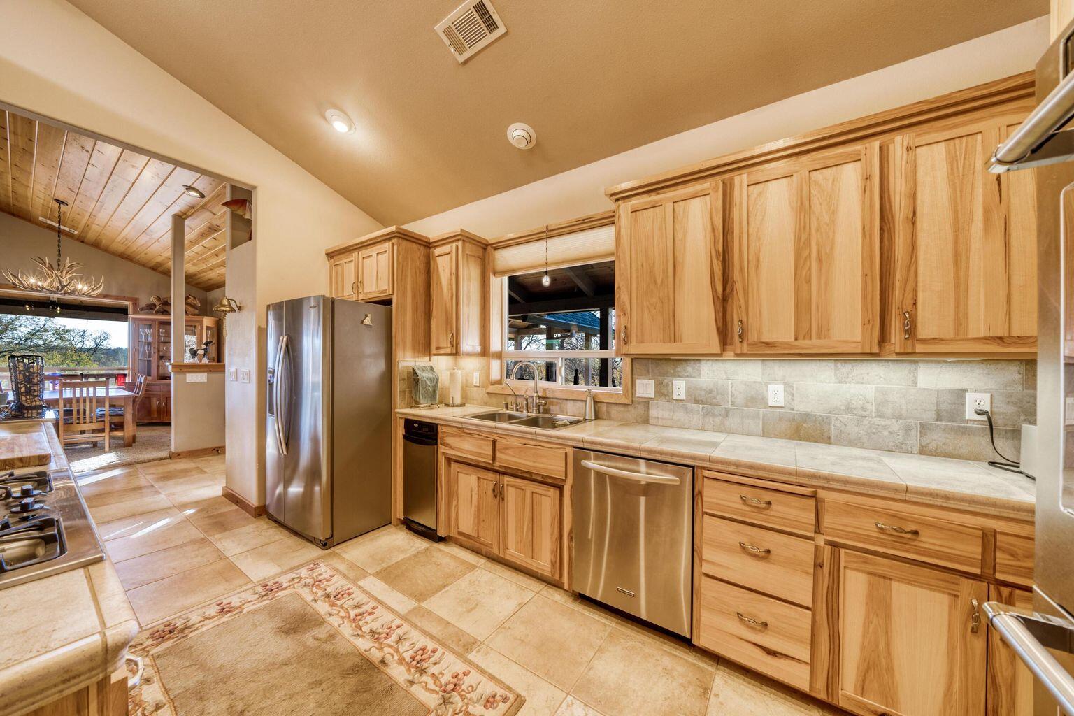 24470 Dersch Road Shingletown, CA 96088 - Photo 23 of 83 Fully equipped and lots of space