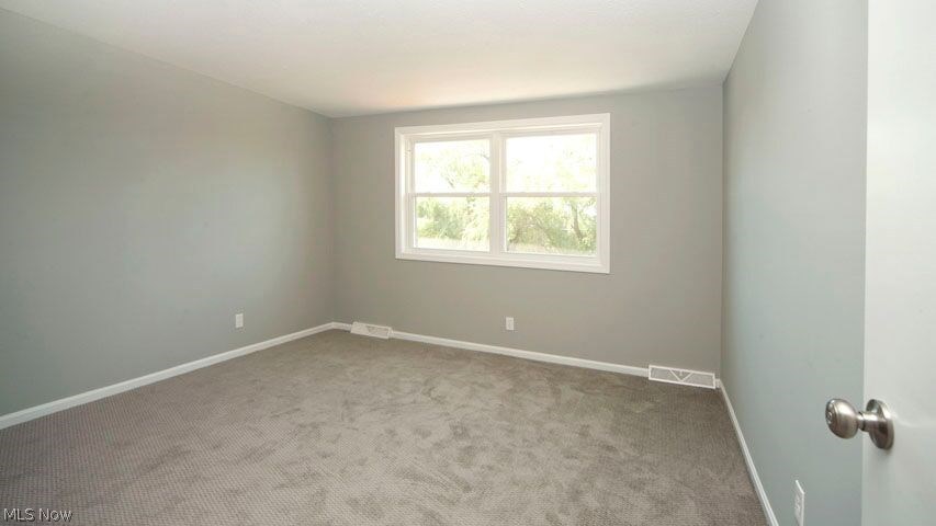 24020 Halburton Road Beachwood, OH 44122 - Photo 16 of 18