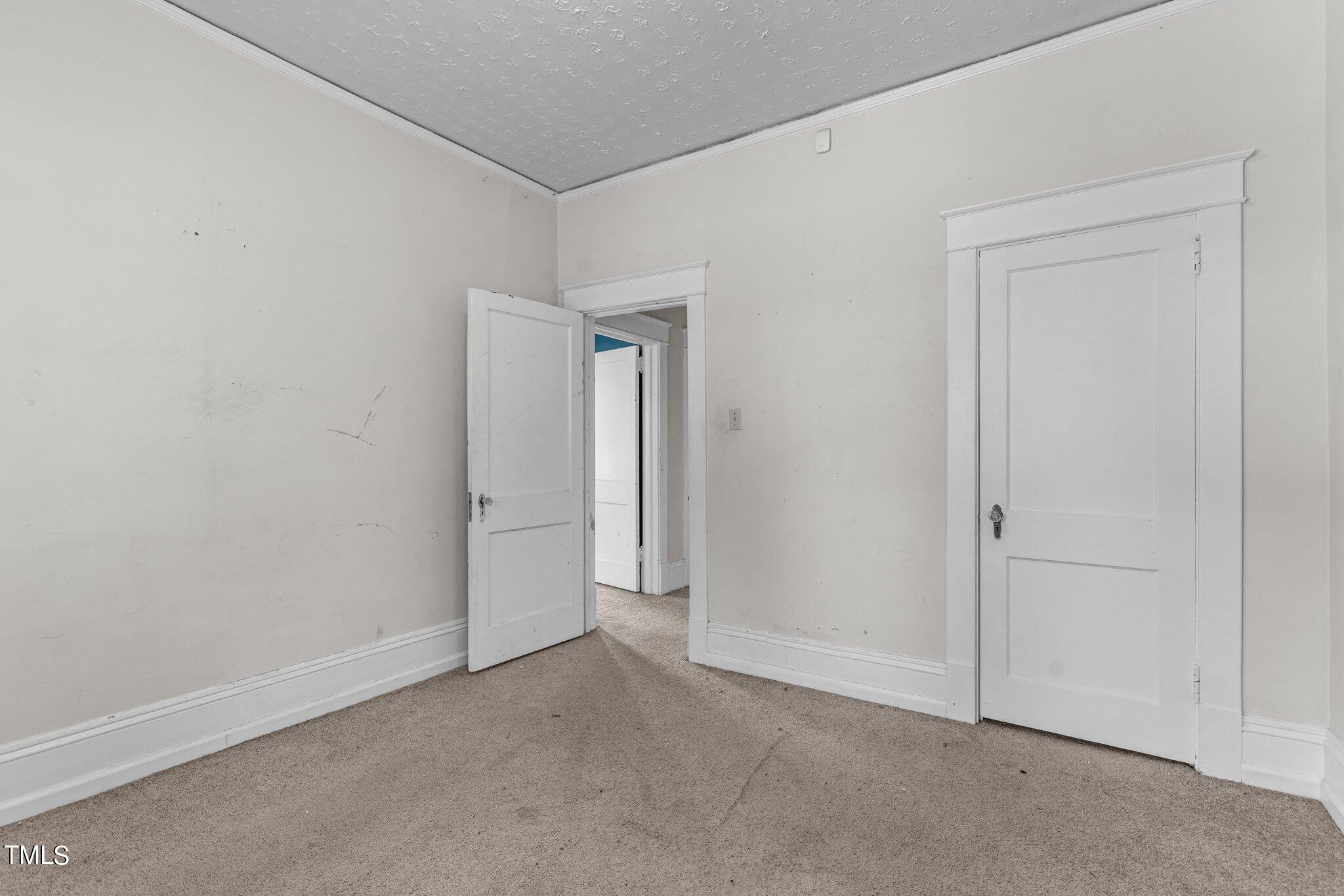 810 East Edenton Street Raleigh, NC 27601 - Photo 17 of 32 a view of an empty room