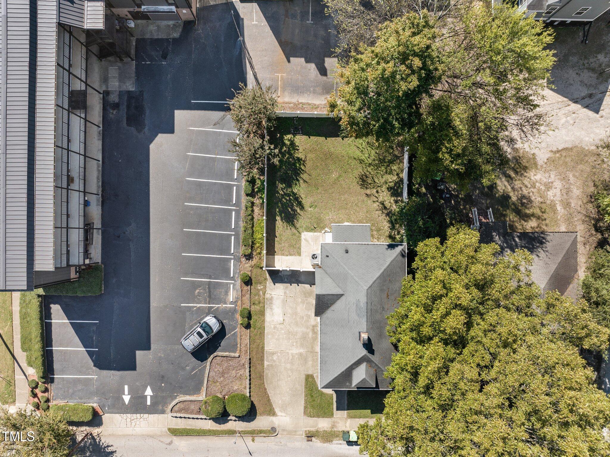 810 East Edenton Street Raleigh, NC 27601 - Photo 2 of 32 a aerial view of a house with a yard and garden